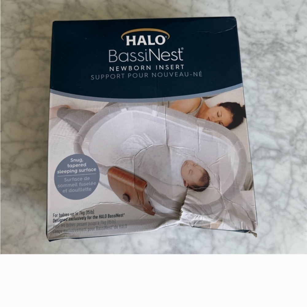 Halo BassiNest Newborn Insert in White (like new, used twice)